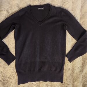 The Limited Women's Black V-Neck Sweater
